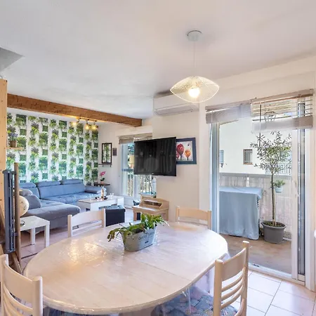 Le Berlioz By Interhome *