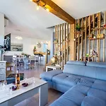 Le Berlioz By Interhome