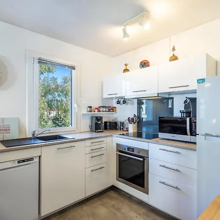 Le Berlioz By Interhome Le Pradet
