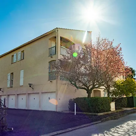 Apartment Le Berlioz By Interhome Le Pradet