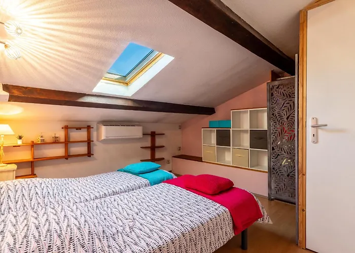 Apartment Le Berlioz By Interhome Le Pradet